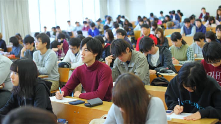 松山大学の授業風景